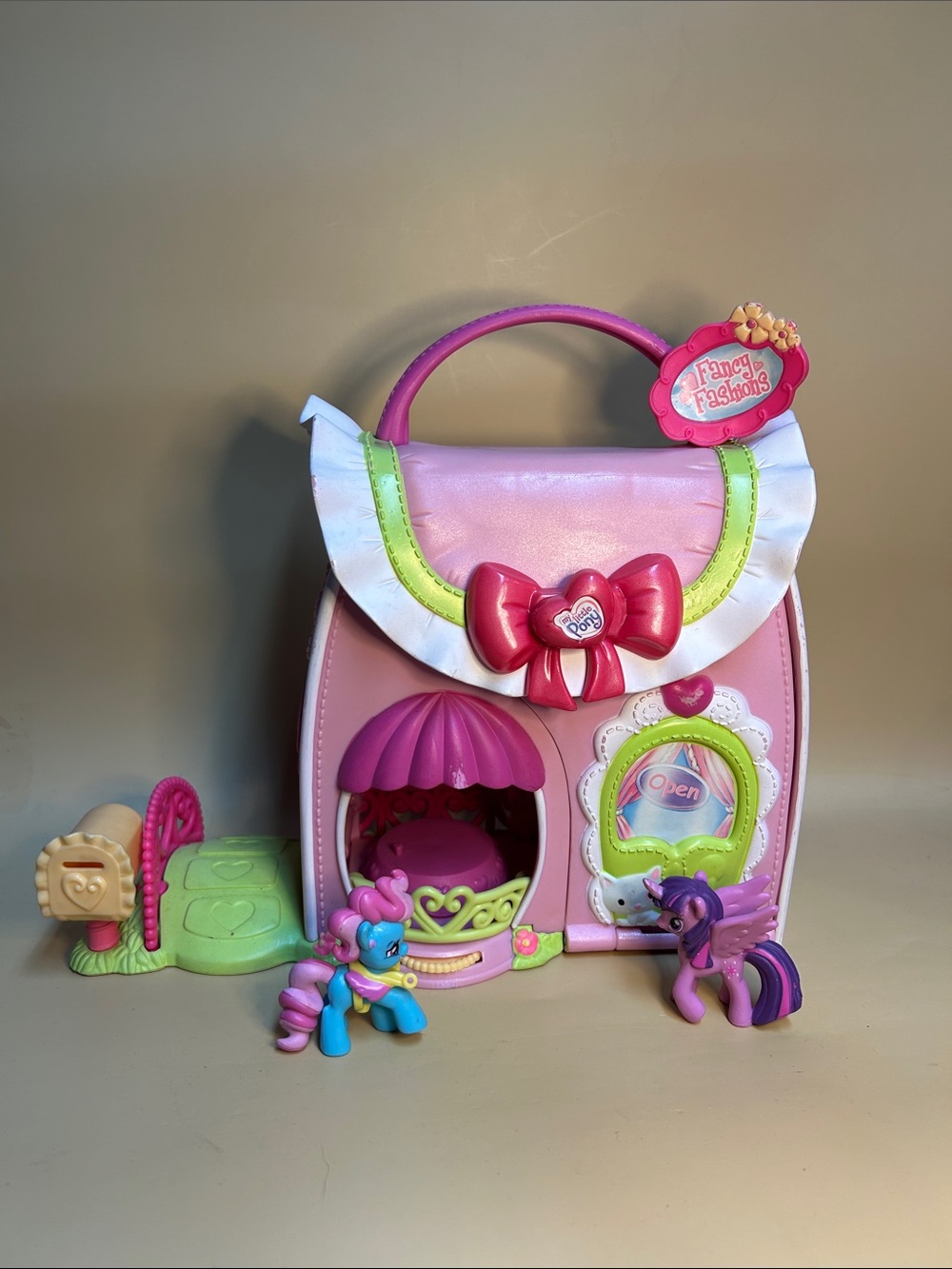 My Little Pony Fancy Fashions Boutique Purse House 2006 Playset